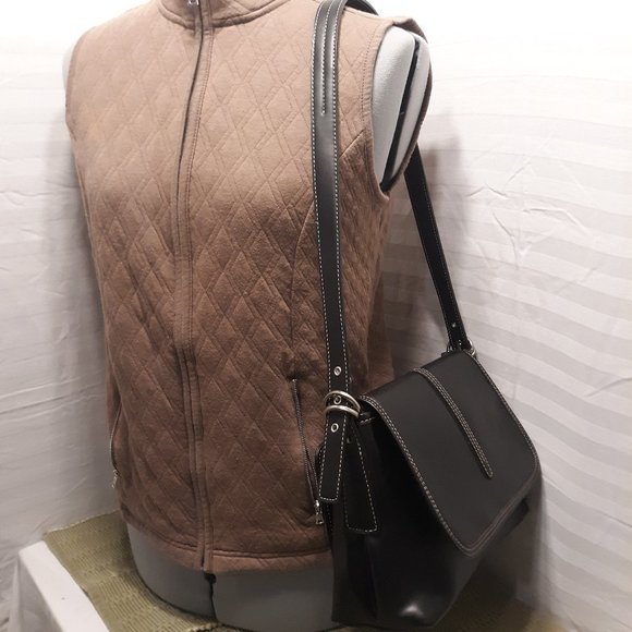 ( Listing # 110) Liz Claiborne Purse, Like New - Picture 1 of 11